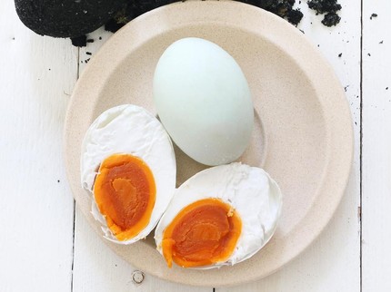 Cara Membuat Telur Asin Tanpa Arang dan 4 Resep Olahannya