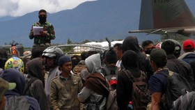 Jokowi Minta Semua Bangunan Rusak di Wamena Diperbaiki
