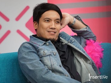 Pamer Perut Six Pack, Desta Ingin Adu Kekar dengan Ade Rai?