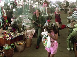Sinopsis Film Natural Born Killers, Kisah Pasangan Buronan dan Sensasi Media