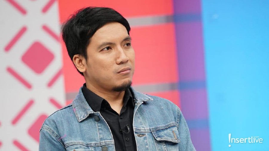 Insiden tak menyenagkan dialami oleh Desta, namun banyak yang menyebut jika insiden itu adalah gimmick semata.
