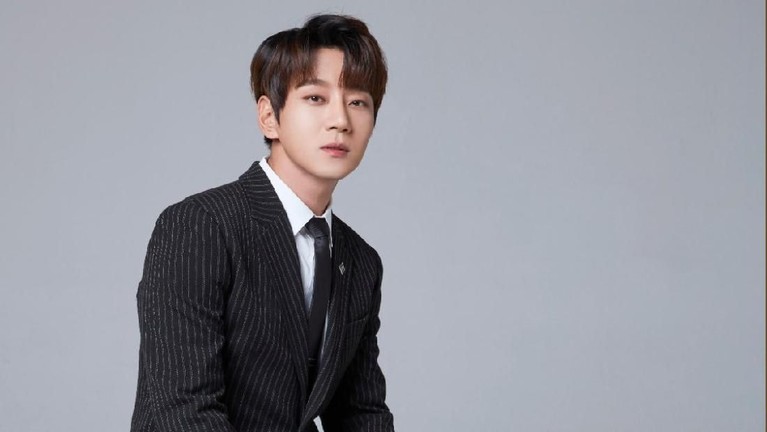 8 Artis Korea yang Tampil di Follow Gyeonggi K-Culture Festa 2019 Day 2 Ini dia deretan artis Korea yang akan menggoyang panggung Follow Gyeonggi K-Culture Festa 2019 di hari kedua.
