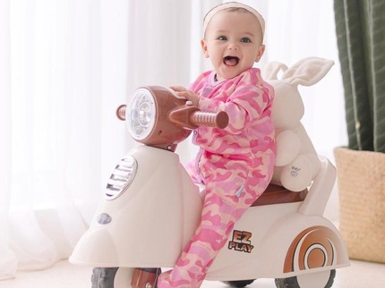 7 Potret Imut Shireen, Anak Selebgram Hamidah Rachmayanti