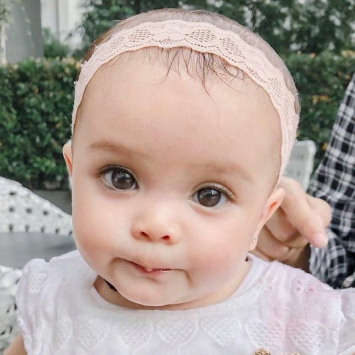 <p>Cantiknya bola mata Shireen yang berwarna coklat. (Foto: Instagram @hamidahrachmayanti)</p>