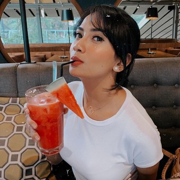 Mantan Rayakan Ultah Anak Rosmanizar, Vanessa Angel Sibuk Kerja