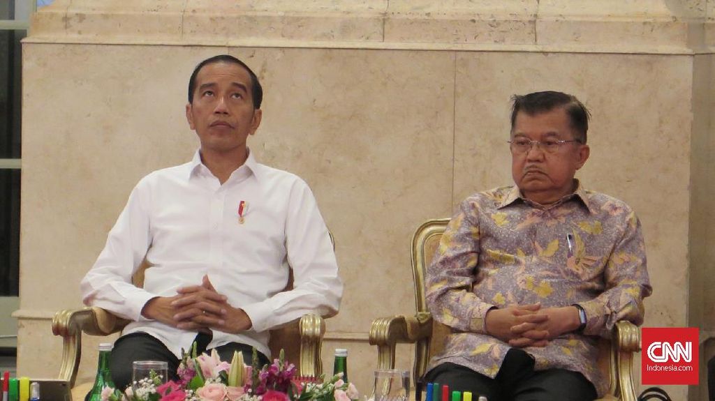 Jokowi Respons Langkah JK Laporkan Rismon ke Polisi