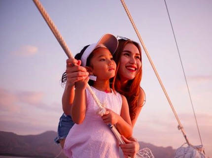 Masuk Nominasi Wajah Tercantik Dunia, Intip Kompaknya Ayu & Bilqis