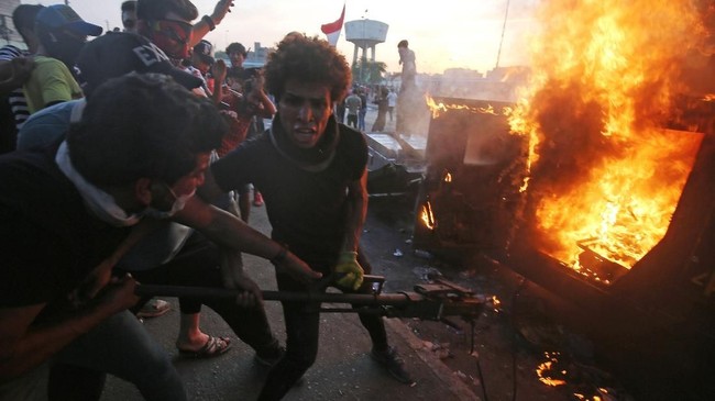 Sebanyak 157 orang tewas dalam sepekan demonstrasi anti-pemerintah di Irak. Jumlah itu diketahui berdasarkan hasil penyelidikan resmi yang dirilis Selasa.