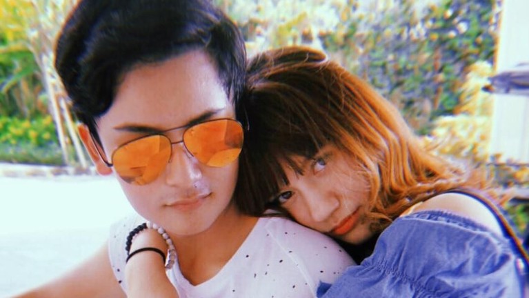 Cassandra Lee dan Randy Martin dikabarkan putus setelah menjalin asmara selama empat tahun. Berikut ini sejumah potret kenangan saat mereka masih bersama.