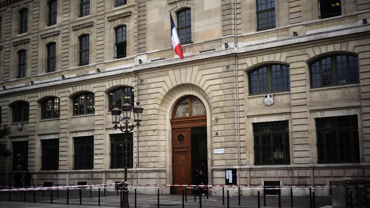 FOTO: Penikaman di Markas Besar Polisi Paris, 4 Orang Tewas