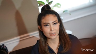 Lahirkan Anak ke-3, Ayu Dewi Sedih Teringat Almarhum Ibunda