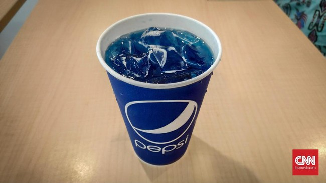 Hengkangnya Pepsi dari Indonesia membuat pelanggan setianya kecewa lantaran tak bisa lagi membeli produk minuman berkarbonasi itu di pasaran.