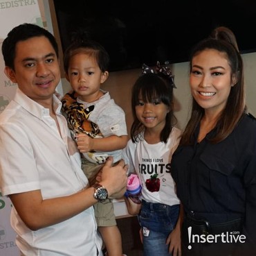 Suami Minta Ayu Dewi Lebih Dewasa Usai Melahirkan Anak Ketiga