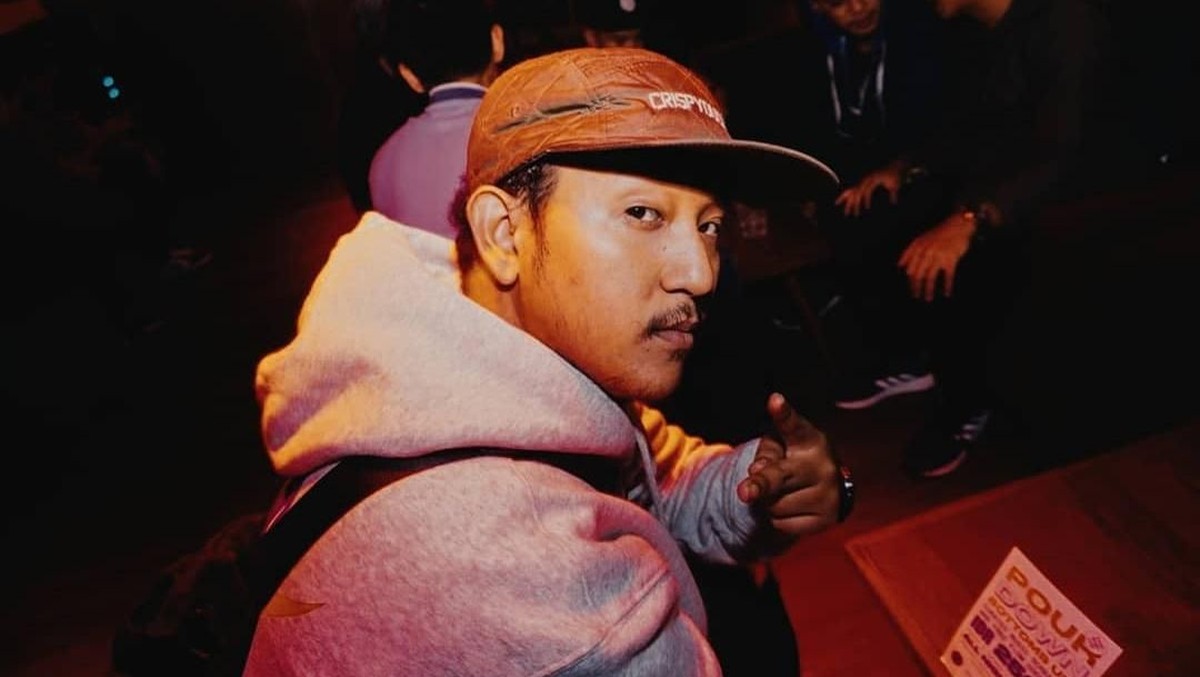 Artis Rifat Umar terciduk menggunakan narkoba di kamar kosnya di kawasan Bintaro&comma; Tangerang Selatan&period; 