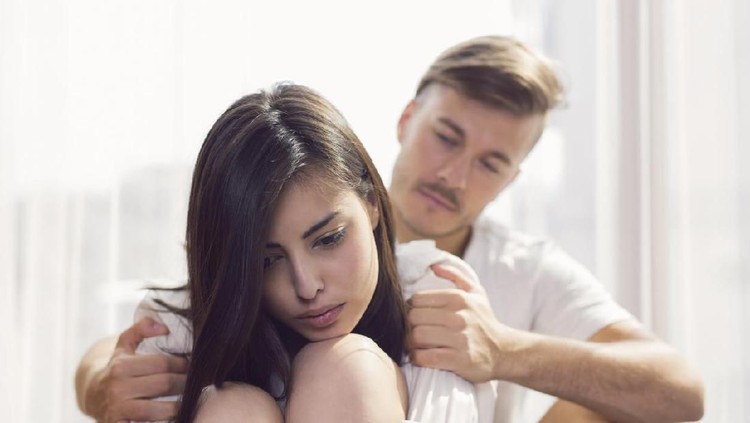 Penyebab Miss V Terasa Nyeri Saat Berhubungan Seks Sebagian Bunda merasakan nyeri di area intim saat berhubungan seksual. Simak penyebab dan cara mengatasinya!