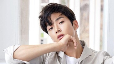 img-title Rowoon Tinggalkan SF9