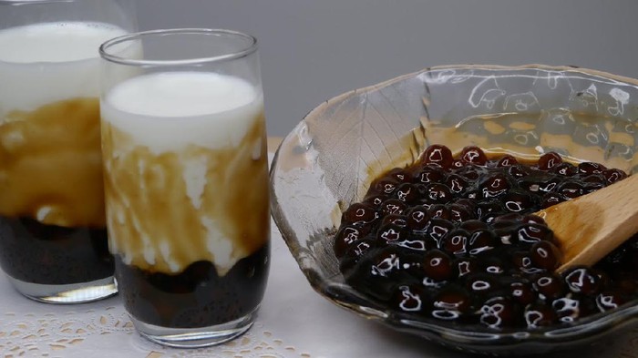 Simpel Banget! Resep Brown Sugar Boba Super Kenyal dan Gurih ala Chef Devina Hermawan