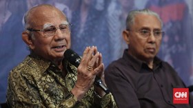 Emil Salim dan 50 Guru Besar Minta Revisi UU KPK Dibatalkan