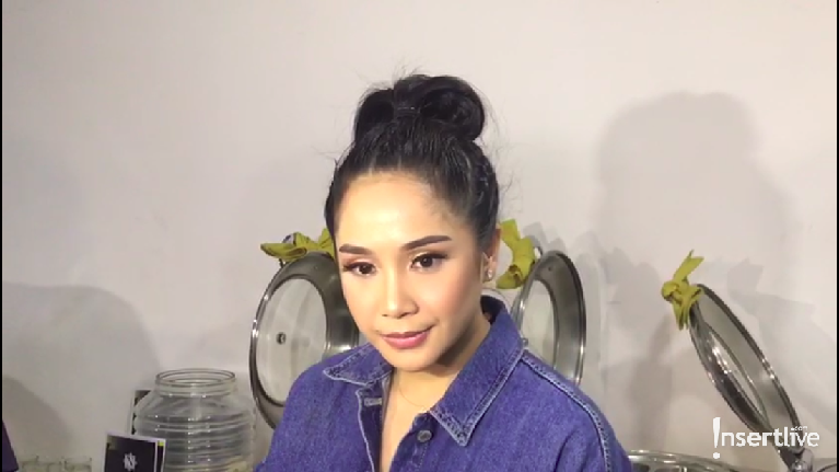 Kaya raya dan terkenal, tujuh artis ini tak suka pamer harta kekayaannya. Mereka selalu tampil rendah hati dan tak sombong. Ada siapa saja?