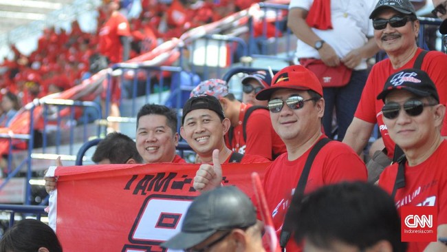 Fan yang menyaksikan MotoGP Thailand 2019 penasaran dengan rencana Indonesia menjadi tuan rumah salah satu seri balap motor paling elite di dunia tersebut.