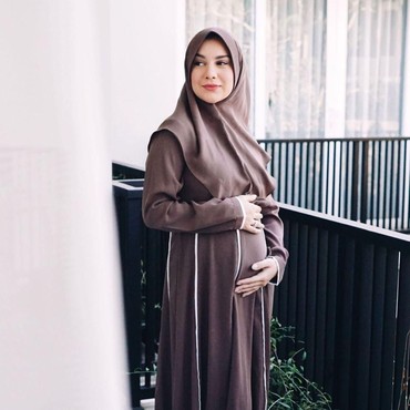 Bayi Kembar Wafat dalam Kandungan, Irish Bella Saran Jangan Tunda USG