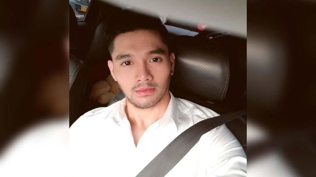Nama penyanyi dangdut pendatang baru Daffa D'Academy menjadi bahan pembicaraan setelah ditangkap oleh Polda Metro Jaya.
