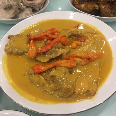 Menjajal Bakso Isi Cabai hingga Sambal Jengkol yang Getarkan Lambung