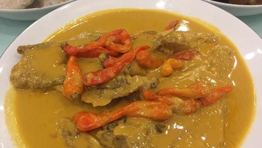 Menjajal Bakso Isi Cabai hingga Sambal Jengkol yang Getarkan Lambung