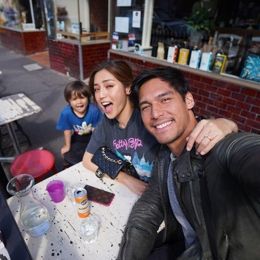 Richard Kyle Operasi Kaki di Australia, El Barack: Daddy, daddy...