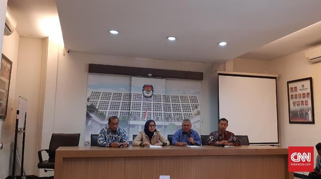 Meski ditentang, KPU akan tetap memasukkan larangan mantan terpidana korupsi maju sebagai calon kepala daerah pada rancangan PKPU Pilkada 2020.