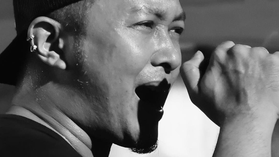1=Sama - Kunci Band Lagu-lagu populer yang pernah dibawakan Dandy Mike's sepanjang kariernya di dunia musik Tanah Air.