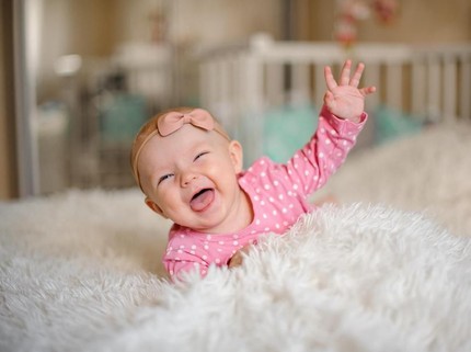 15 Inspirasi Nama Bayi Perempuan Bermakna Pejuang
