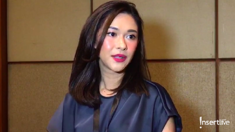 Putri Nana Mirdad Dicium di Bibir, Ini Kronologinya Nana Mirdad geram ketika mengetahui sang putri, Sarah dicium dibibir oleh orang asing.