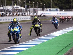 Top Speed Yamaha Kalah, Rossi Terkesan dengan Suzuki