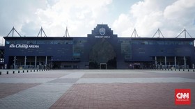 Menyambangi 'Kuil Suci' Buriram United: Thunder Castle