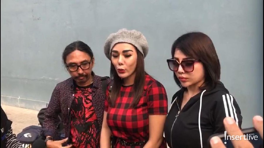 Bebby Fey tak ingin tanggapi laporan Atta Halilintar.