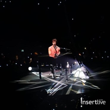 6 Aksi Panggung Shawn Mendes di Konser The Tour 2019 Asia