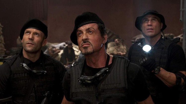 Nonton Film! Sinopsis Bioskop Trans TV Hari Ini: The Expandable Nonton film untuk santai malam hari nanti ada The Expandable dan Along Came A Spider di Bioksop Trans TV. Ini sinopsisnya, Bunda.