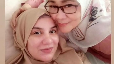 img-title Penampakan Irish Bella Usai Bayi Kembar Meninggal, Segar Berhijab