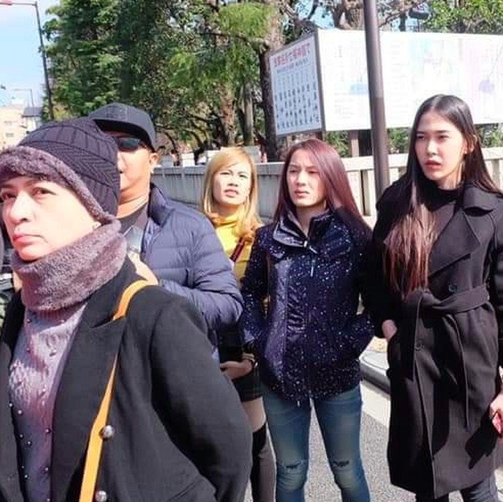 <p>Pada Maret lalu, Khanittha Phaseang dan teman-temannya berlibur ke Jepang nih. (Foto: Facebook/Khanittha Phasaeng)  </p>