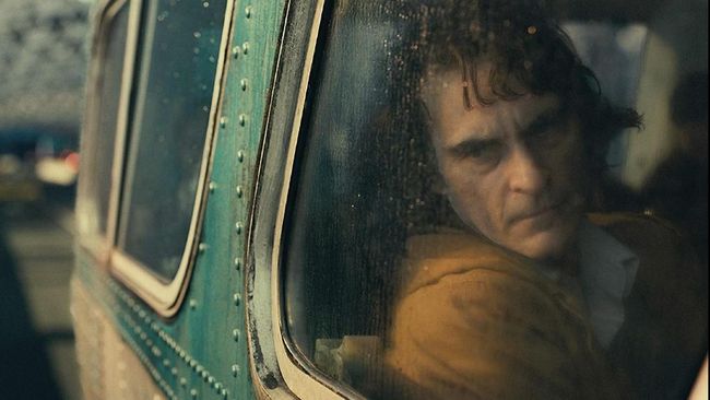 Film psikopat di Netflix ini tak hanya menghadirkan adegan sadis, tetapi juga kisah pilu di balik lahirnya sosok psikopat tersebut.