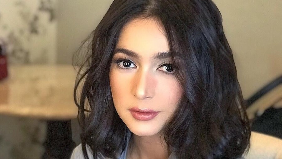 Nabila Syakieb menghadiri pernikahan Citra Kirana dan Rezky Aditya.