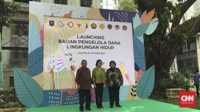 Jokowi membentuk Badan Pengelola Dana Lingkungan Hidup. Badan bertugas mengelola dana dan menjadi pelaksana kegiatan yang berkaitan kelanjutan lingkungan hidup.