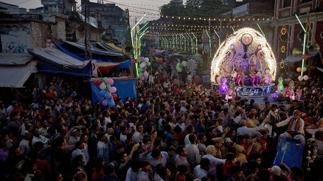 Mahkamah Agung India kabulkan pembangunan kuil di tanah bekas masjid hingga bintang iklan 'Marlboro Man' meninggal ramaikan berita internasional Minggu (10/11).