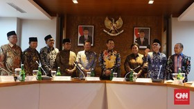 Pimpinan MPR Terbelah Sikapi Rencana Amendemen UUD 1945