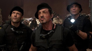 img-title Bioskop Trans TV Hari Ini, Aksi Menegangkan Jason Statham dan Morgan Freeman