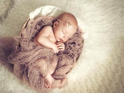 30 Ide Nama Bayi Perempuan Bahasa Sanskerta, Berarti Suci