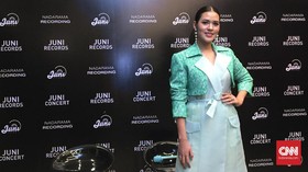 Cerita Soal Kegilaan Cinta Raisa dalam 'You'