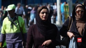 VIDEO: Gairah Wanita Iran Nonton Sepak Bola di Stadion