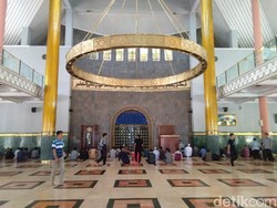 Masjid Kampus UGM Tak Gelar Salat Jumat Demi Cegah Penyebaran Corona